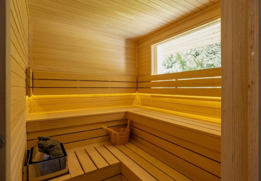 Detalj spa zone sa toplim wellness ugođajem